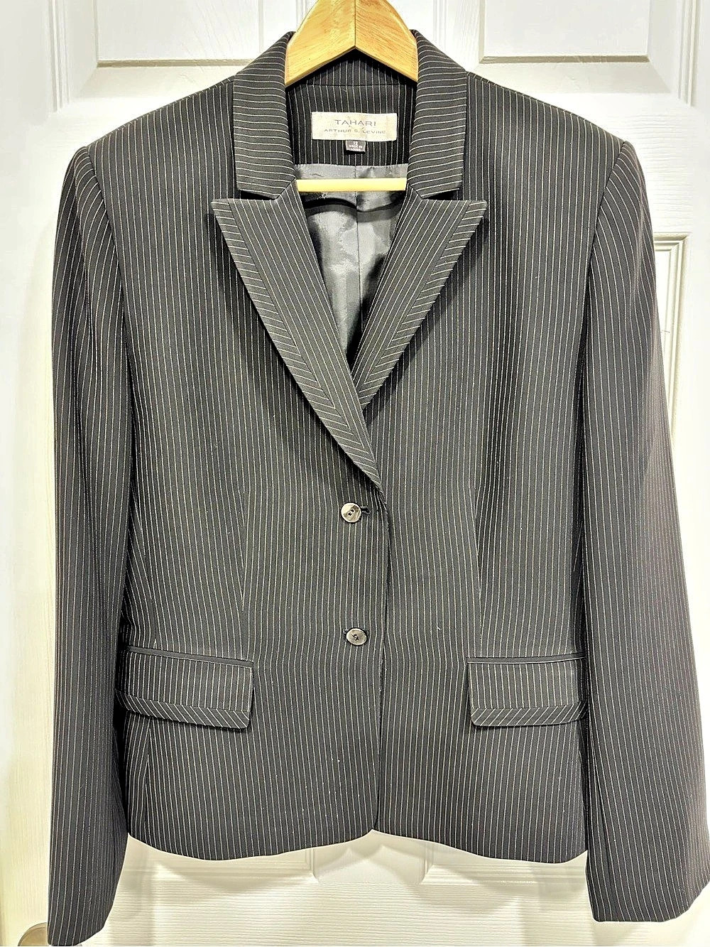 Tahari Pinstripe Skirt Suit in Black Size 12